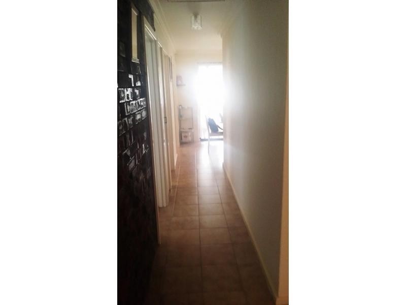 10 Coachwood Way, Maddington WA 6109