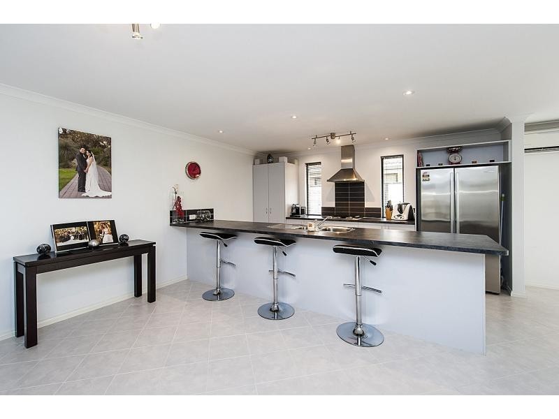 18 Chattanooga Vista, Clarkson WA 6030