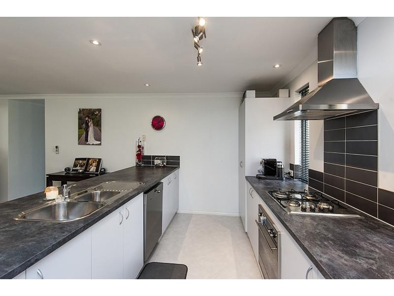 18 Chattanooga Vista, Clarkson WA 6030