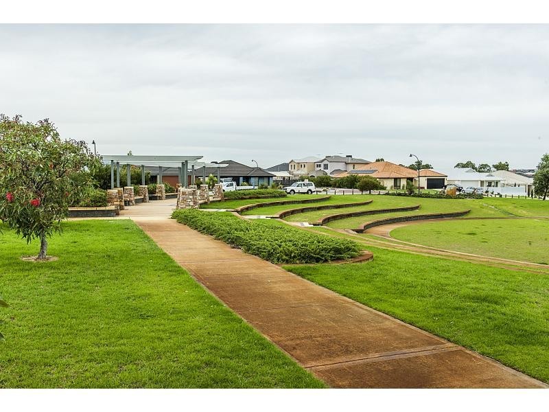 18 Chattanooga Vista, Clarkson WA 6030