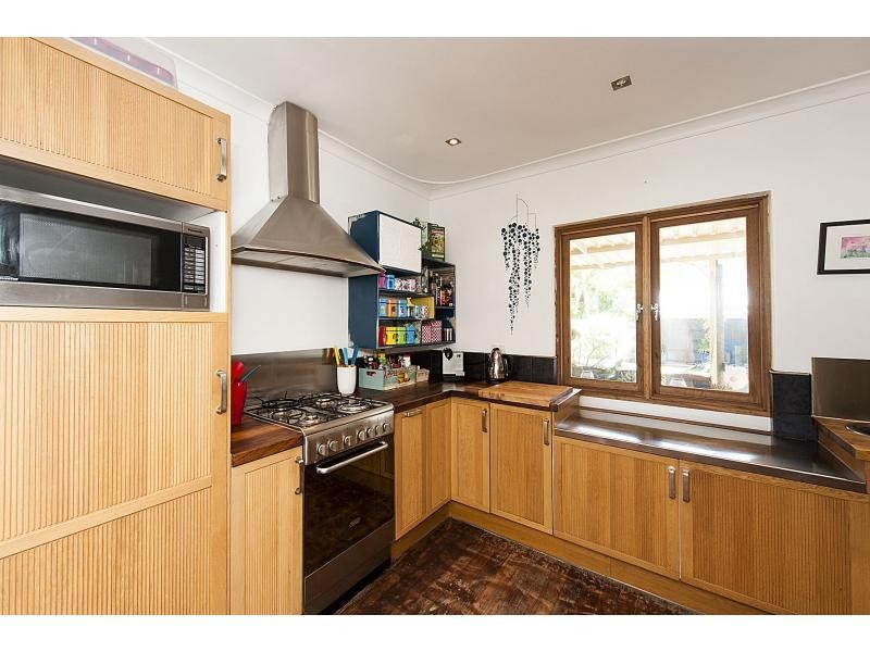 19 Ninda Road, Shoalwater WA 6169