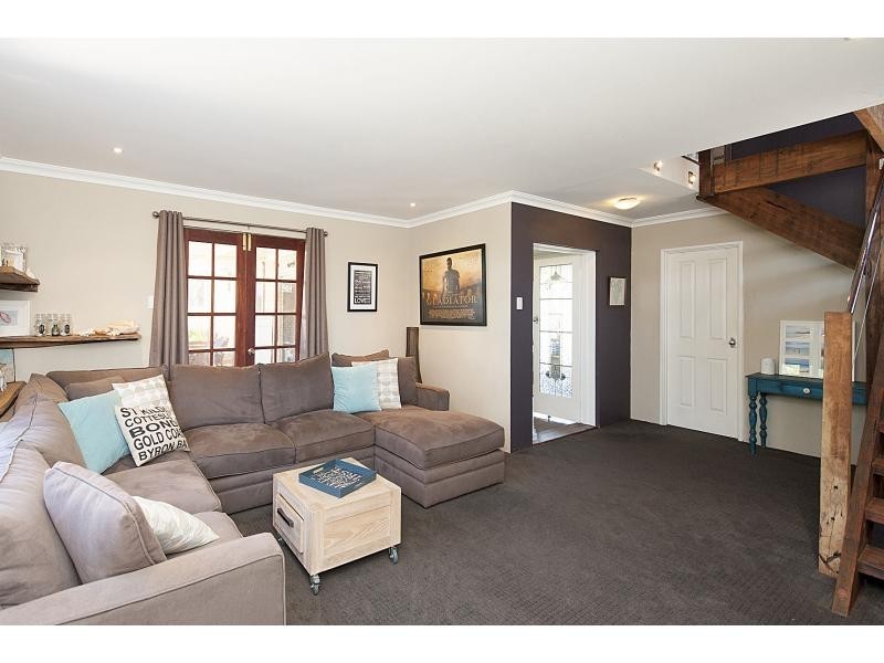 19 Ninda Road, Shoalwater WA 6169