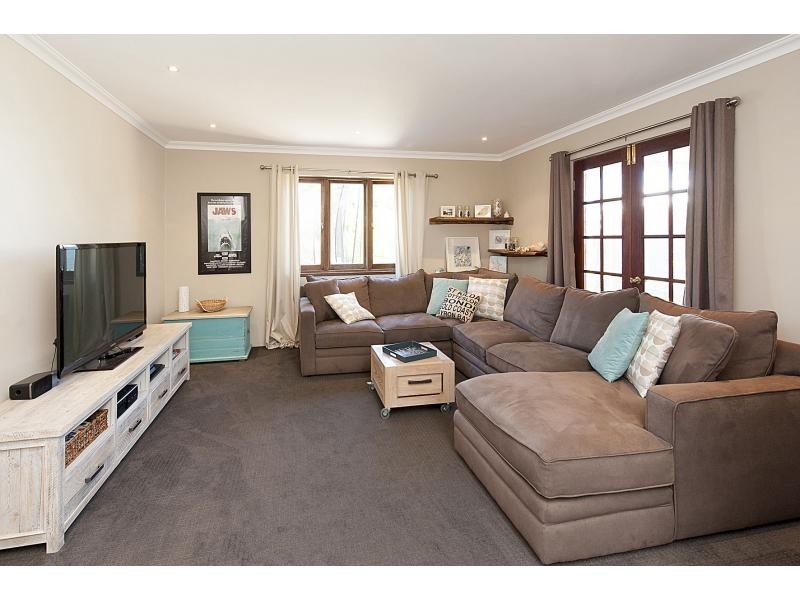 19 Ninda Road, Shoalwater WA 6169