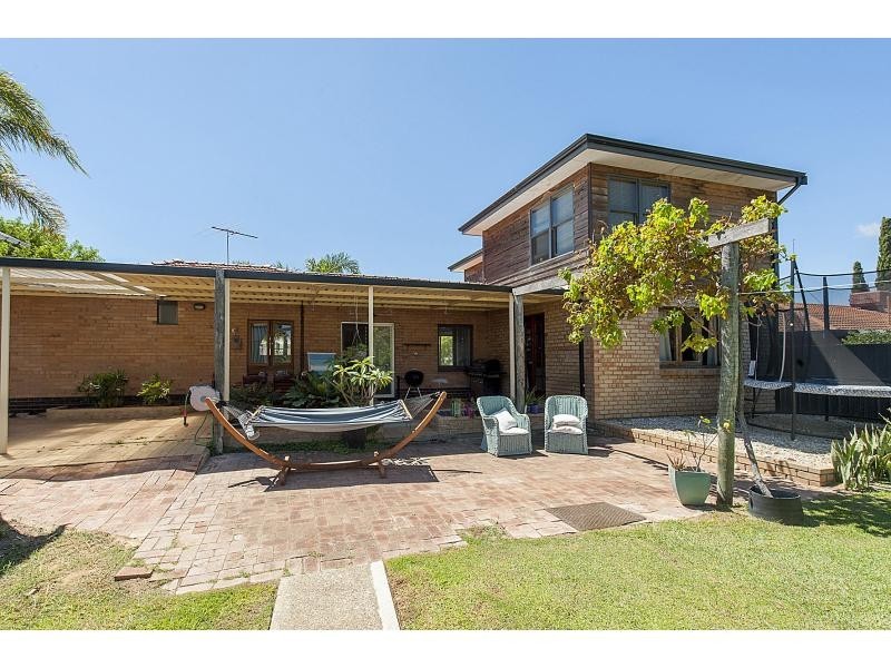 19 Ninda Road, Shoalwater WA 6169