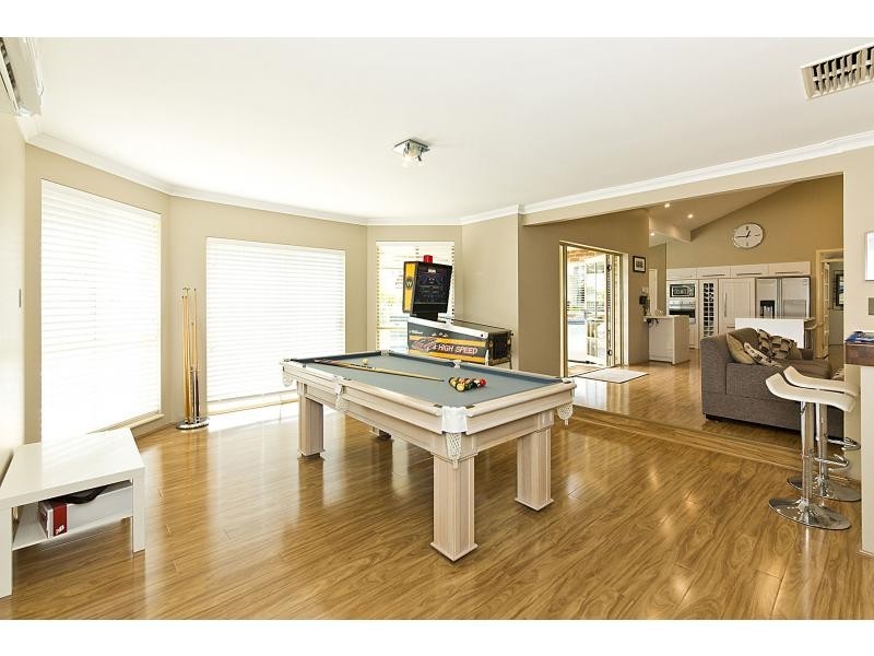 3 Thrum Close, Leeming WA 6149