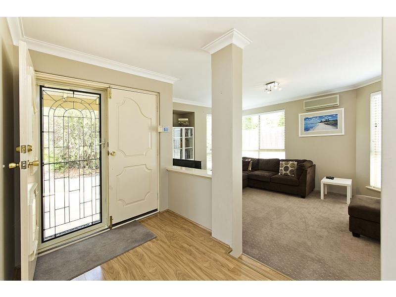 3 Thrum Close, Leeming WA 6149