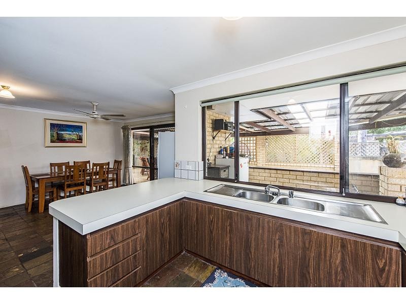 3 Roseate Court, Ballajura WA 6066