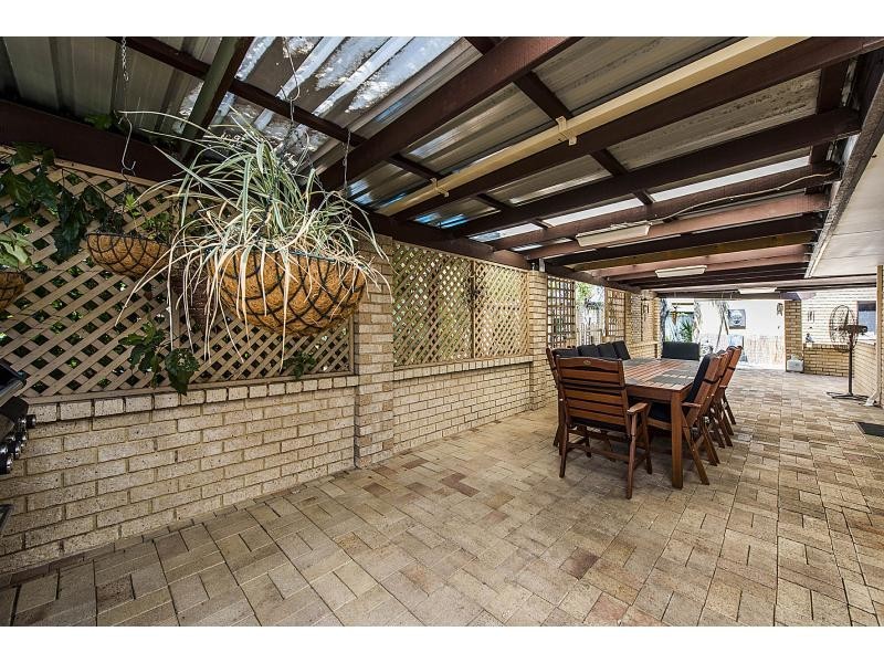 3 Roseate Court, Ballajura WA 6066