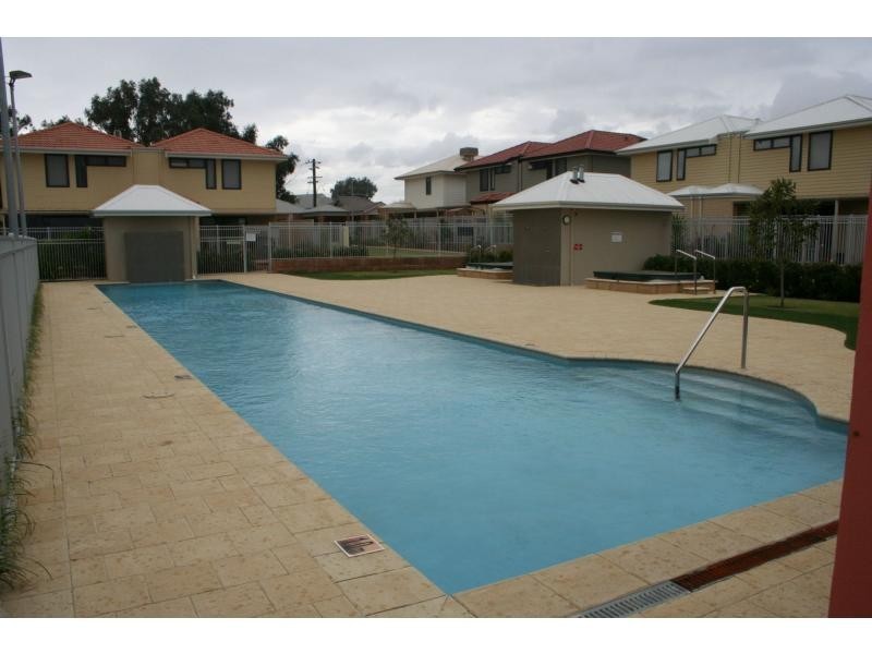 7/61 Elvire Street, Viveash WA 6056