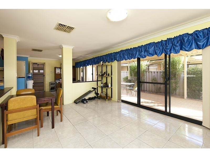 26 Lancaster Place, Maddington WA 6109