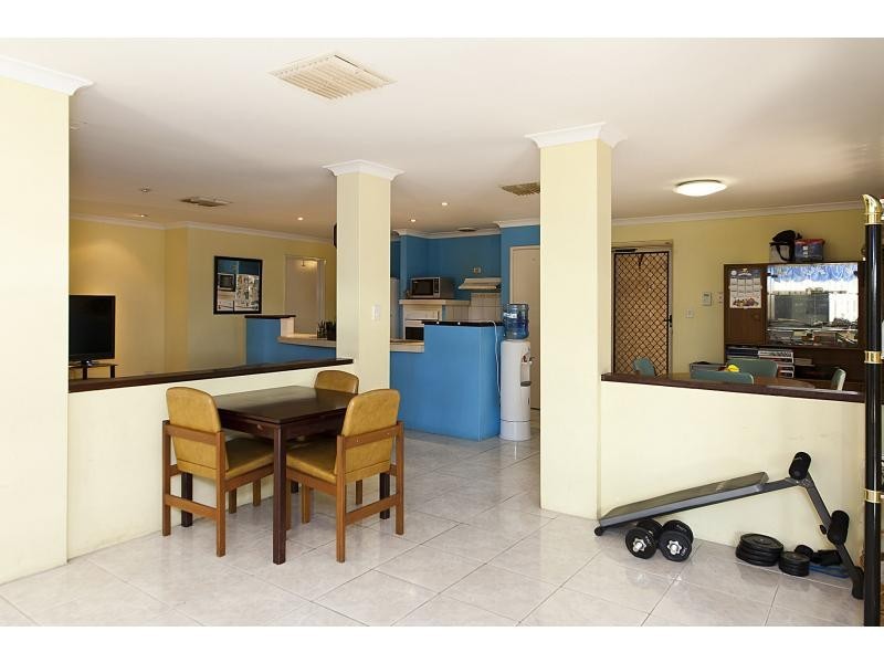 26 Lancaster Place, Maddington WA 6109