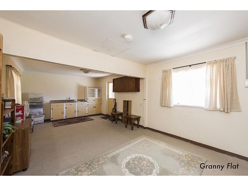 21 Waimea Road, Safety Bay WA 6169