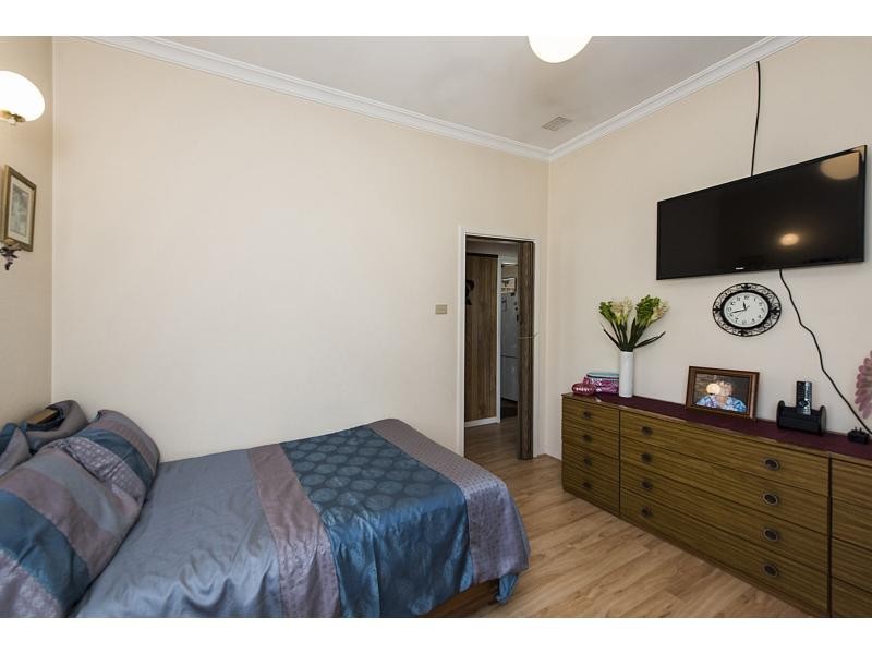 21 Waimea Road, Safety Bay WA 6169