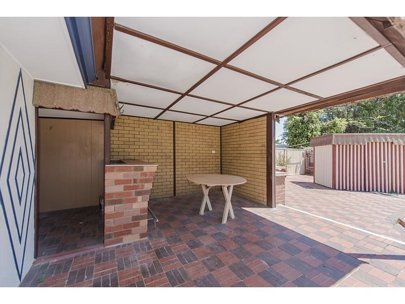 21 Waimea Road, Safety Bay WA 6169