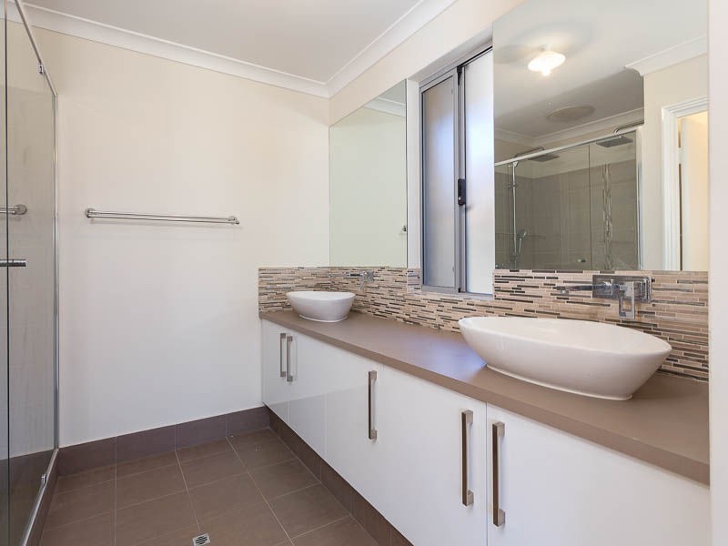 77 Dovedale Street, Harrisdale WA 6112