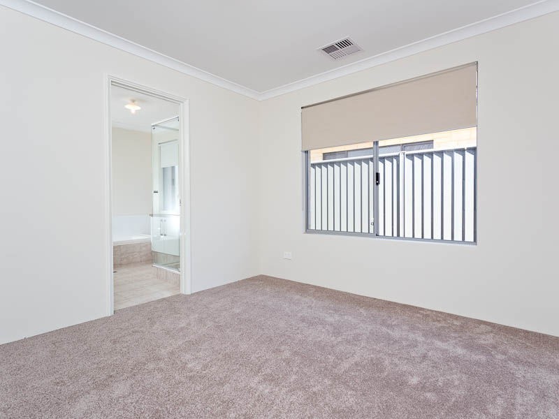 77 Dovedale Street, Harrisdale WA 6112