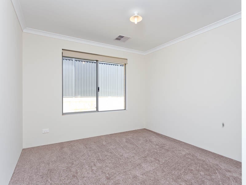 77 Dovedale Street, Harrisdale WA 6112