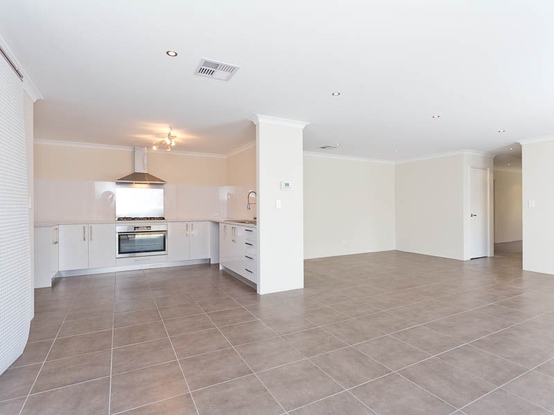 77 Dovedale Street, Harrisdale WA 6112