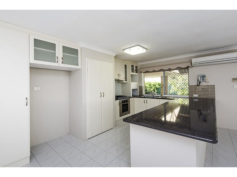 5 Carlhausen Close, Atwell WA 6164