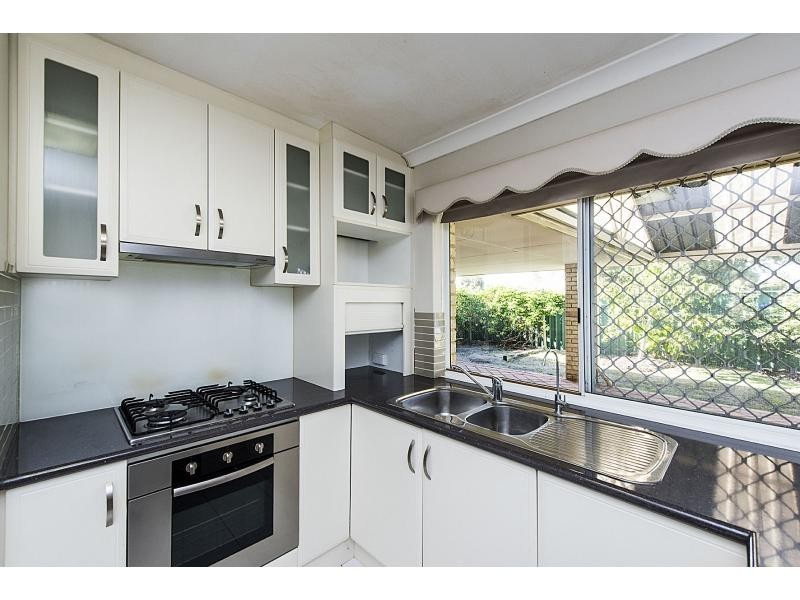 5 Carlhausen Close, Atwell WA 6164