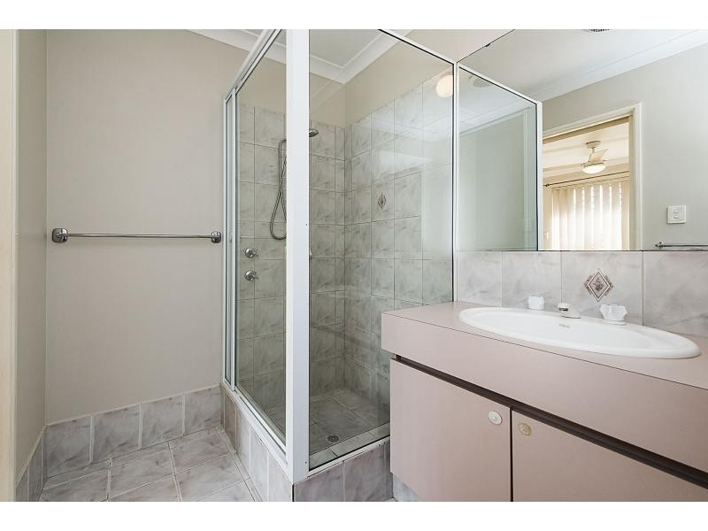 5 Carlhausen Close, Atwell WA 6164
