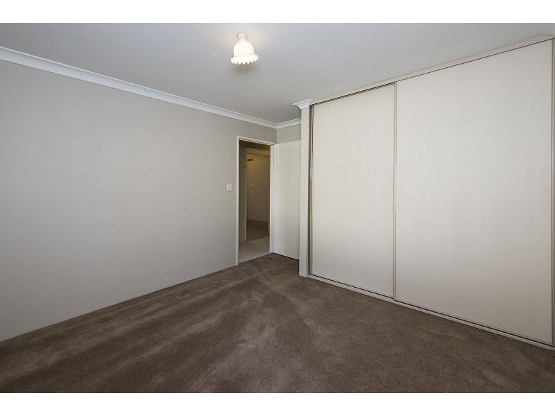 5 Carlhausen Close, Atwell WA 6164
