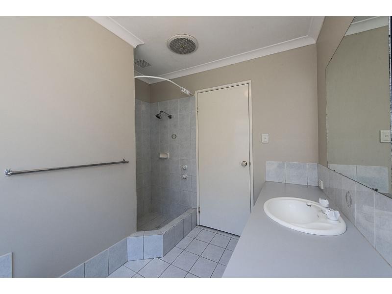 5 Carlhausen Close, Atwell WA 6164