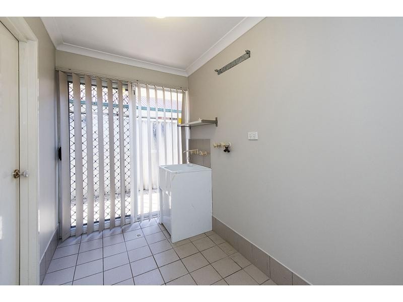 5 Carlhausen Close, Atwell WA 6164