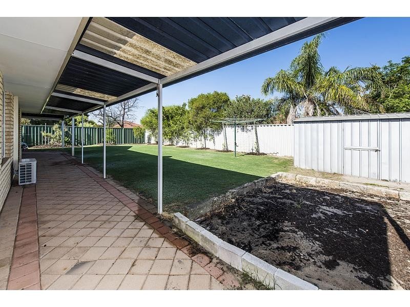 5 Carlhausen Close, Atwell WA 6164