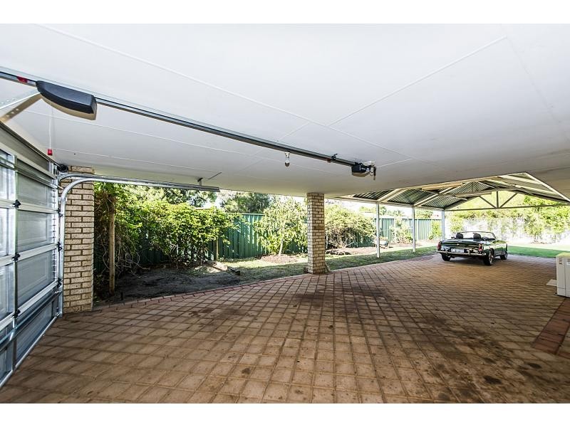 5 Carlhausen Close, Atwell WA 6164