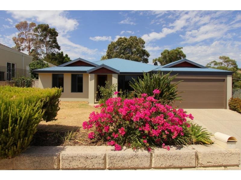 3 Cottingley Place, Swan View WA 6056
