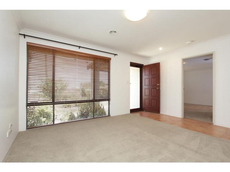 3 Cottingley Place, Swan View WA 6056