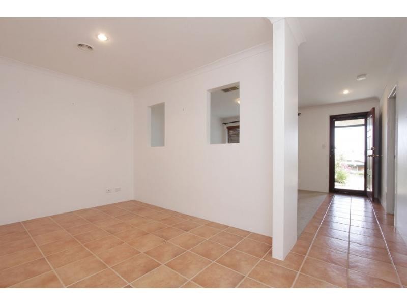 3 Cottingley Place, Swan View WA 6056