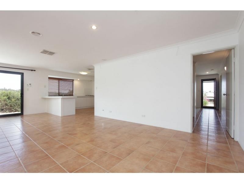 3 Cottingley Place, Swan View WA 6056