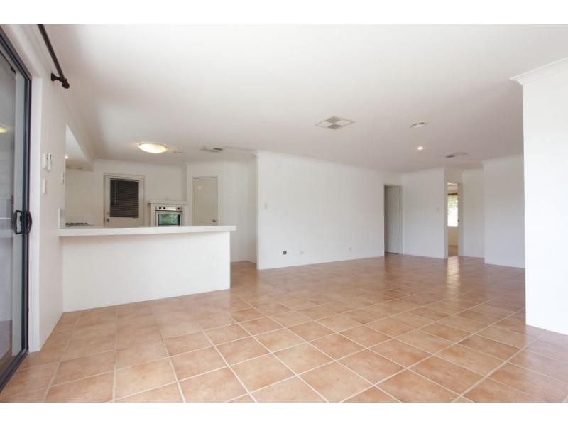 3 Cottingley Place, Swan View WA 6056