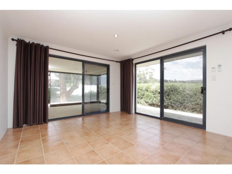 3 Cottingley Place, Swan View WA 6056