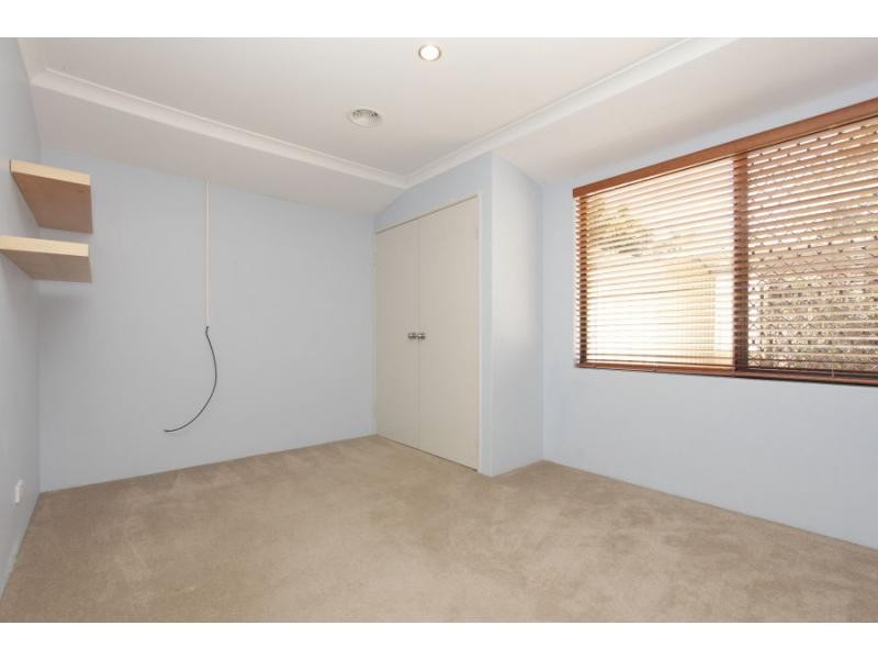 3 Cottingley Place, Swan View WA 6056