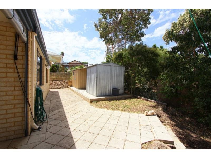 3 Cottingley Place, Swan View WA 6056