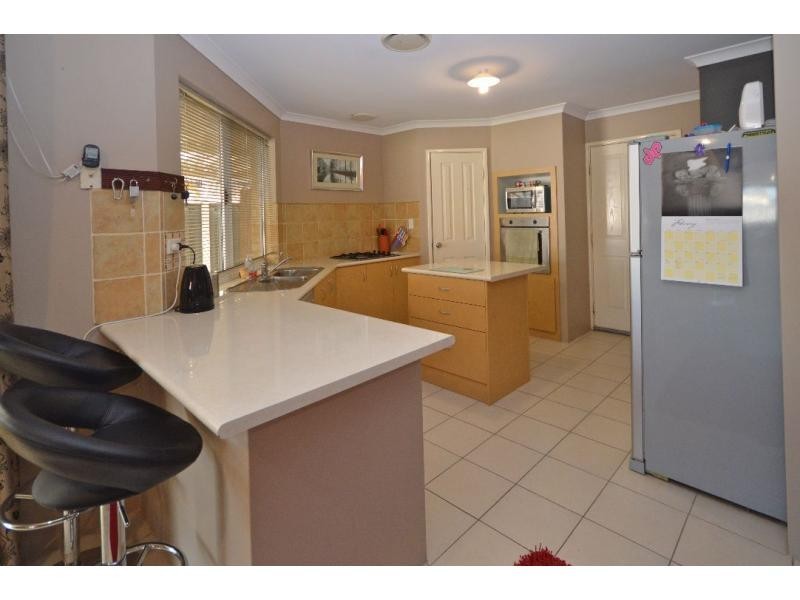 39 Pastrana Crescent, Port Kennedy WA 6172