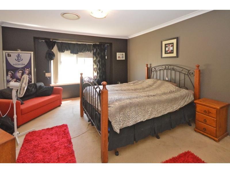 39 Pastrana Crescent, Port Kennedy WA 6172