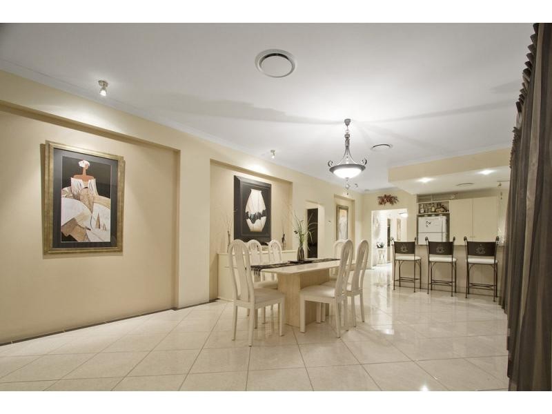 2 Jinkins Way, Madeley WA 6065