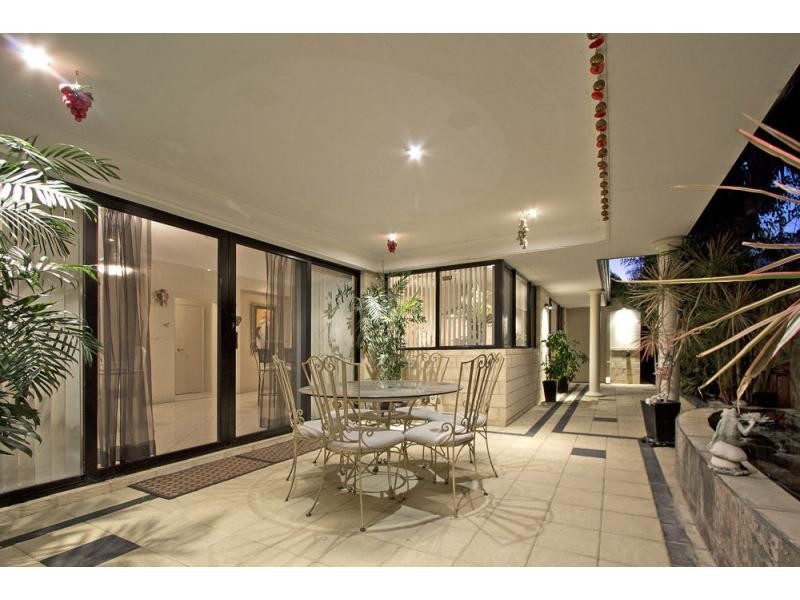 2 Jinkins Way, Madeley WA 6065