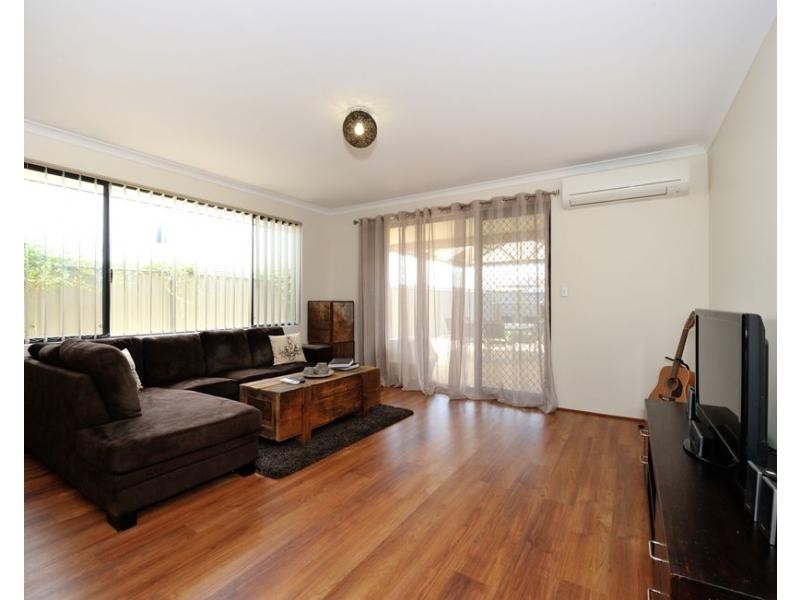 42 Kingaroy Drive, Baldivis WA 6171