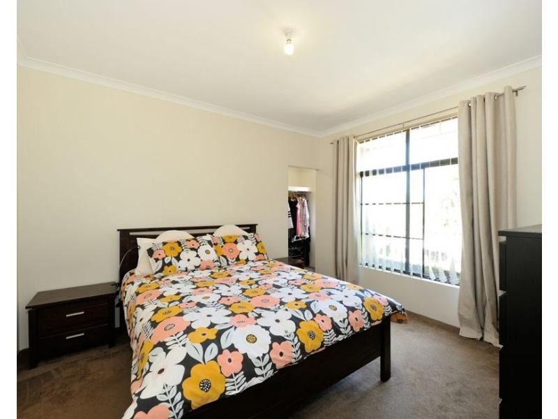 42 Kingaroy Drive, Baldivis WA 6171