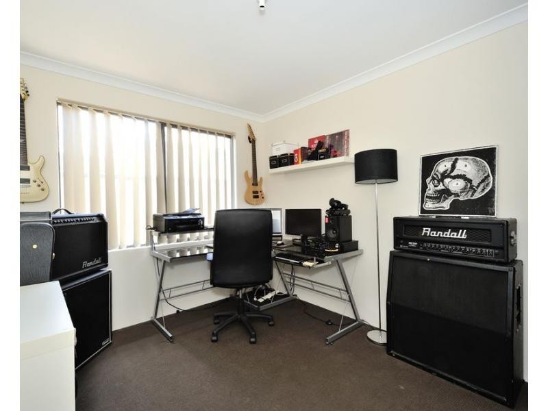 42 Kingaroy Drive, Baldivis WA 6171
