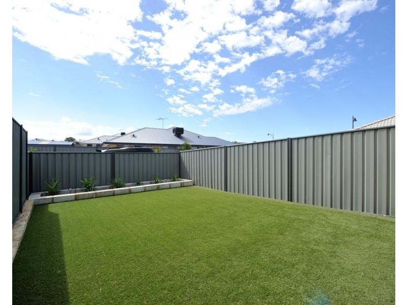 42 Kingaroy Drive, Baldivis WA 6171