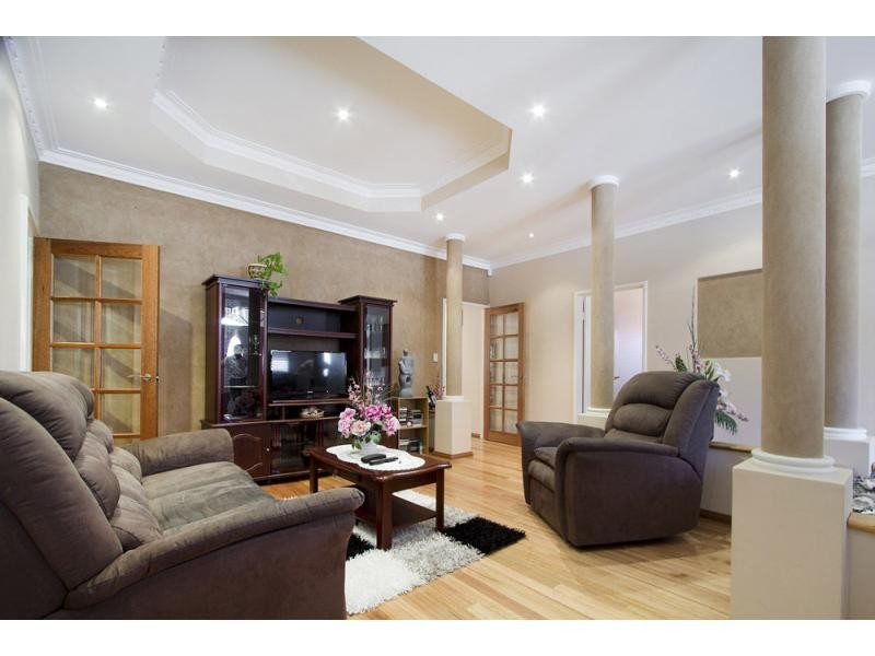 49 Appleby Drive, Darch WA 6065