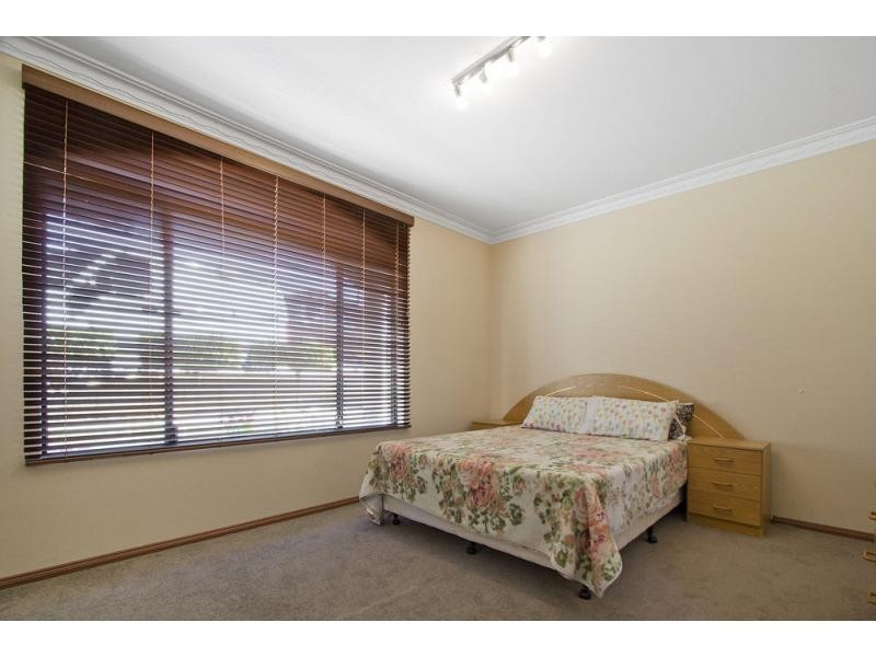 49 Appleby Drive, Darch WA 6065