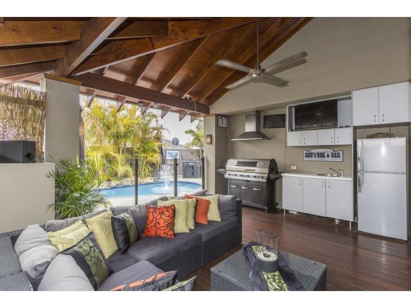 9 Kiso Link, Madeley WA 6065