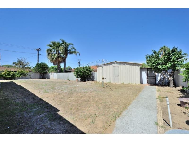 58 Mississippi Drive, Greenfields WA 6210